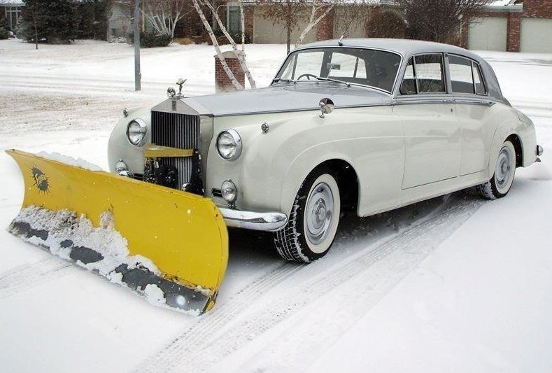 Снегоуборочная машина Rolls-Royce. Теперь вы точно всё видели