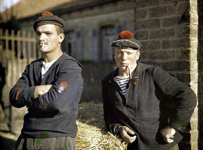 Два моряка. Фото: Поль Кастельно. Бельгия, 1917