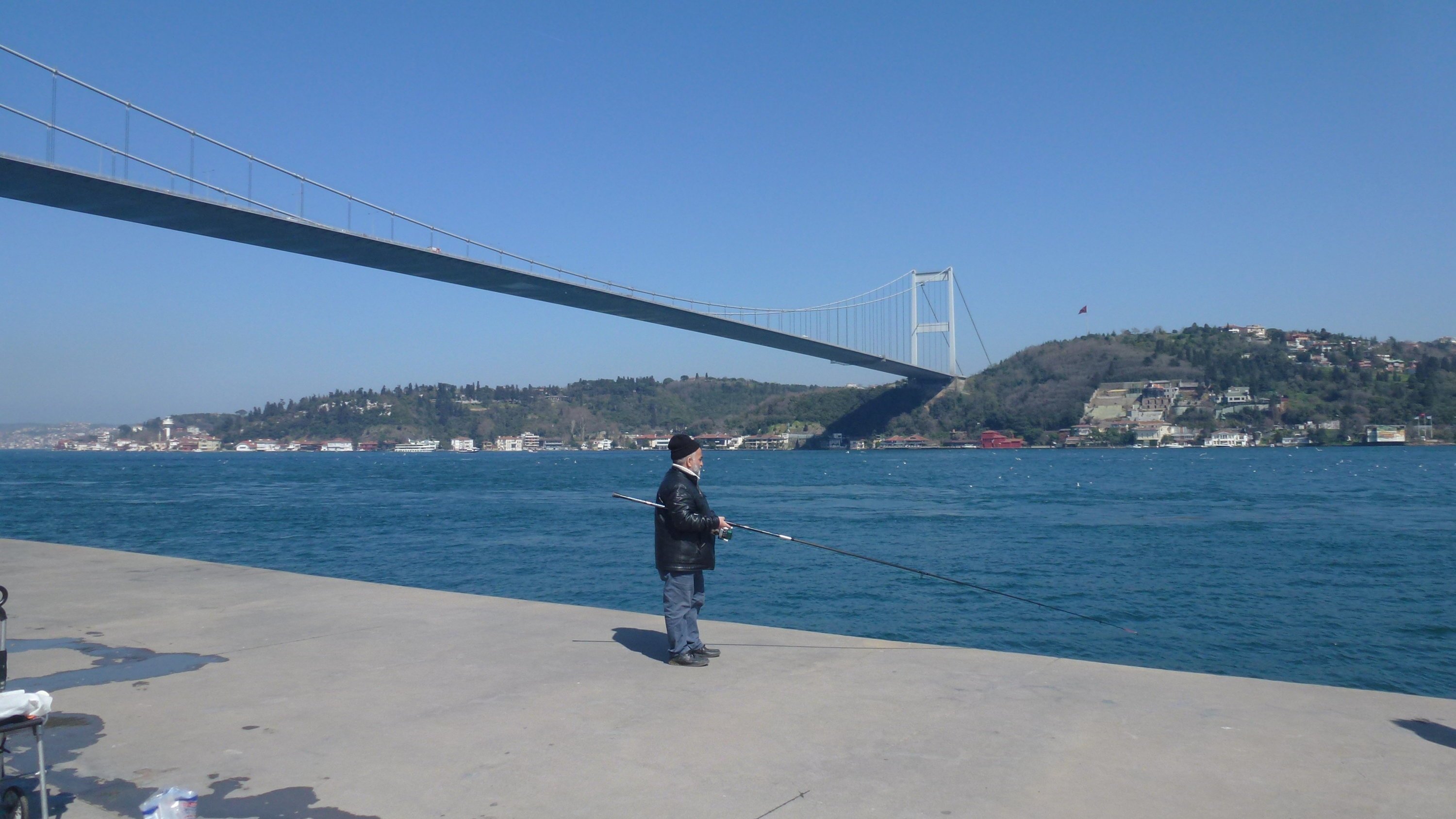 Стамбул мост через. Турция мост через Босфор. Мост Босфора в Стамбуле. Стамбул набережная Босфора. Новый мост в Стамбуле через Босфор.