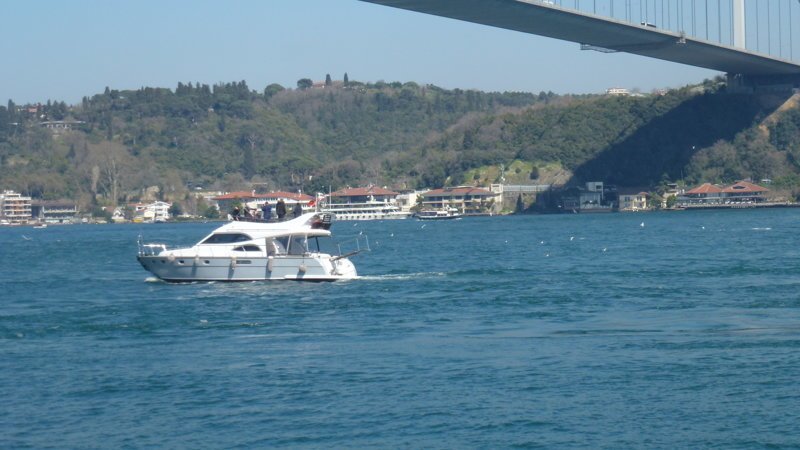 Мост через Босфор в Стамбуле