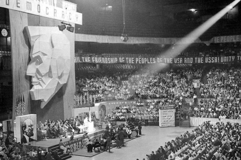 1. XX съезд коммунистической партии США, 1939 год, Чикаго