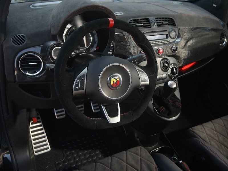 Милые крайности: как Romeo Ferraris дорабатывает Fiat 500