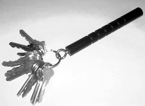 Куботан и явара: палочка самообороны и брелок на ключи