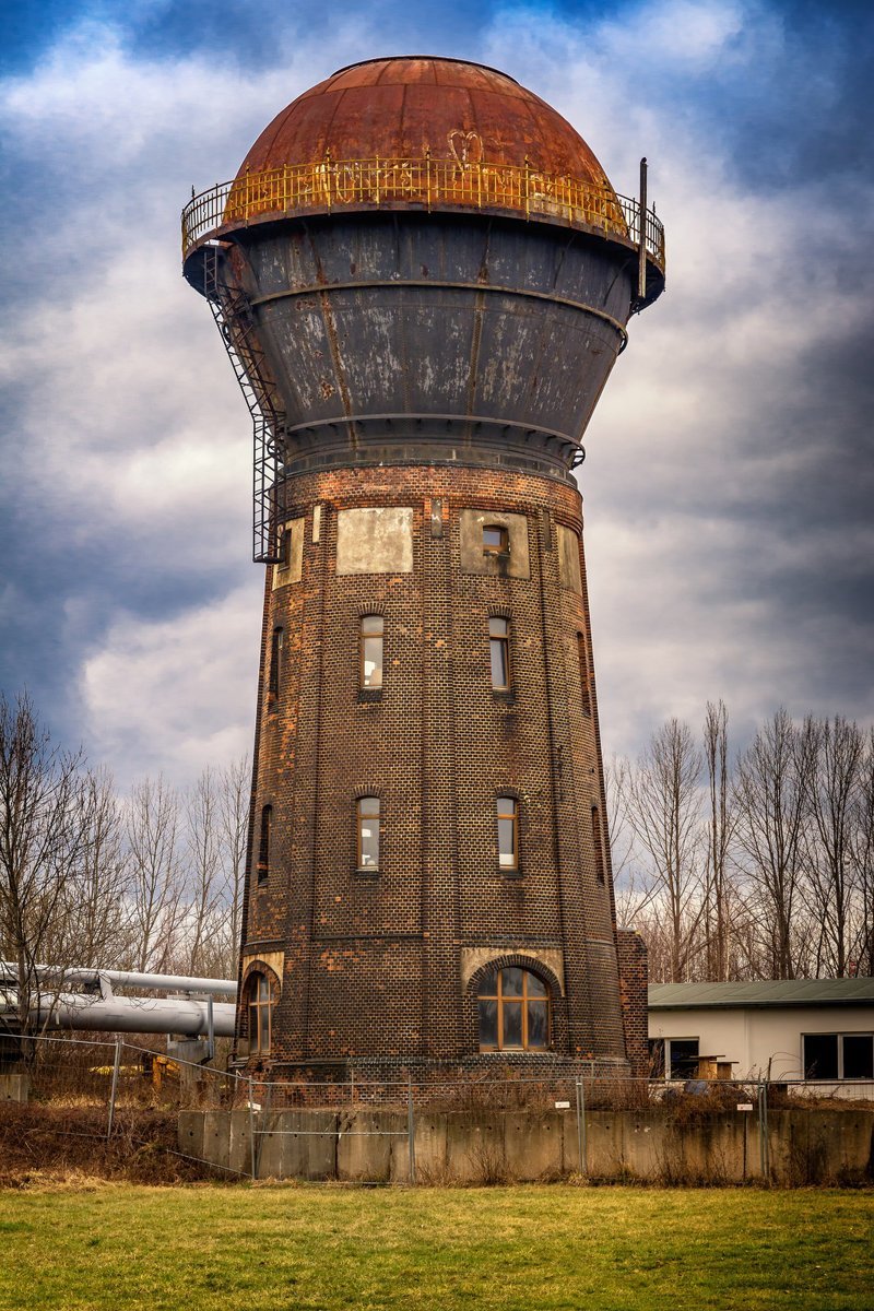 Фото водонапорной башни