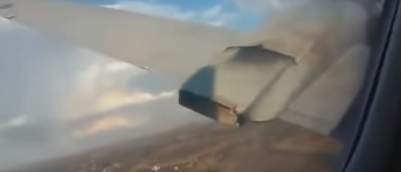 "Становится все хуже": в сети появилось видео, снятое пассажиром падающего самолета