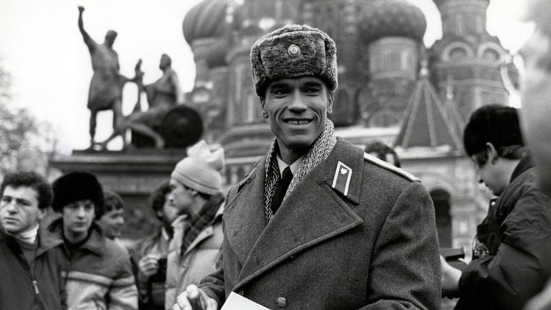 Арнольд Шварценеггер на Красной площади в Москве в феврале 1988 года, фото П. Кассина /РИА Новости