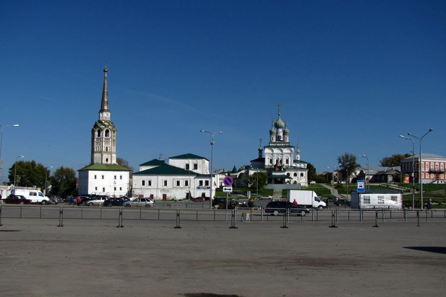 Соликамск время сейчас. Соборная площадь в Соликамске. Соликамск достопримечательности. Соборная площадь в Соликамске фото. Соликамск центр города.