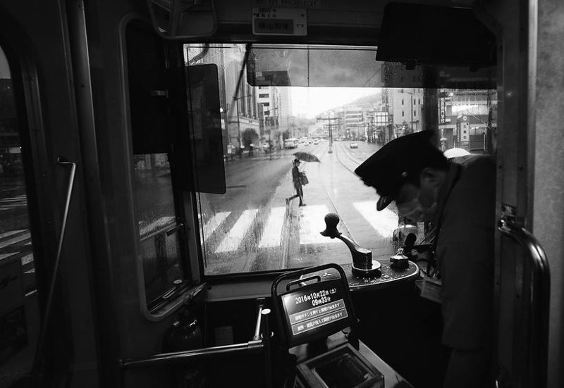 4. Вид из окна автобуса в Нагасаки, Япония. Фото: Хиро Курашина. Первое место в категории «Города» 