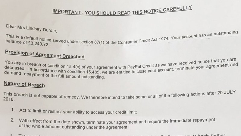PayPal обвинил умершую женщину в нарушении договора и потребовал выплатить штраф