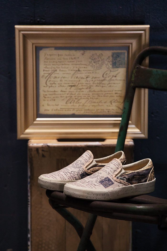 Модный бренд выпустил коллекцию обуви от Ван Гога