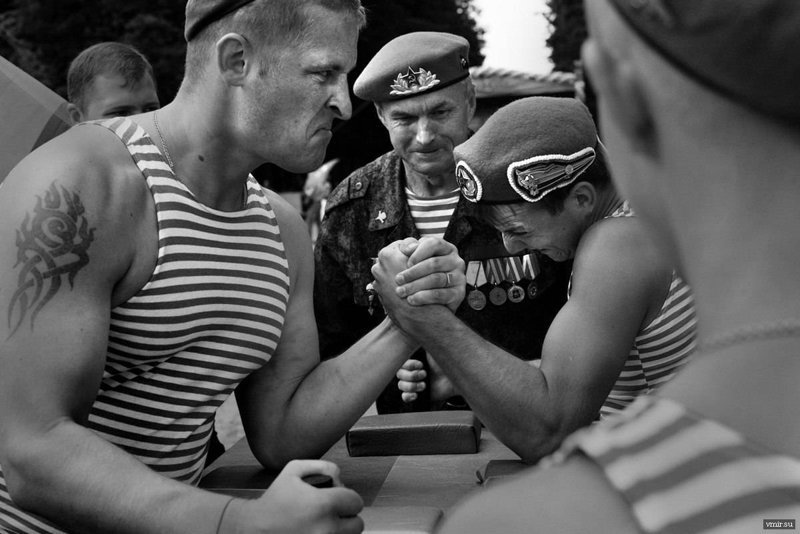 Политические коментарии - 551