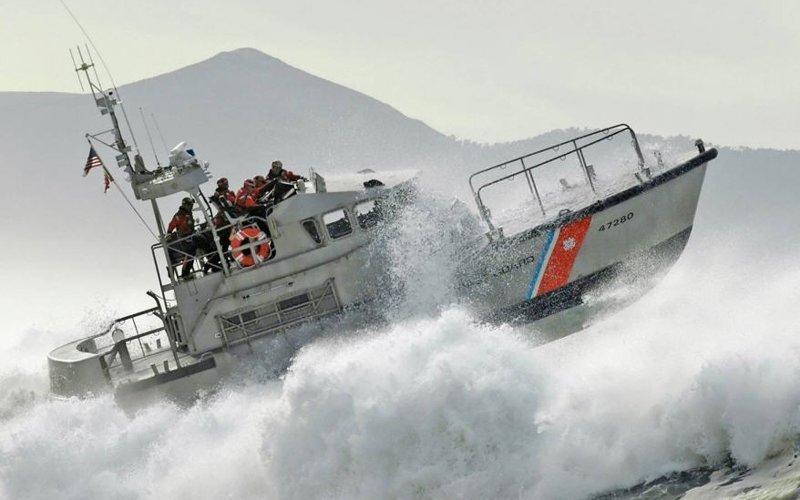 Cпасательная моторная лодка Береговой охраны США