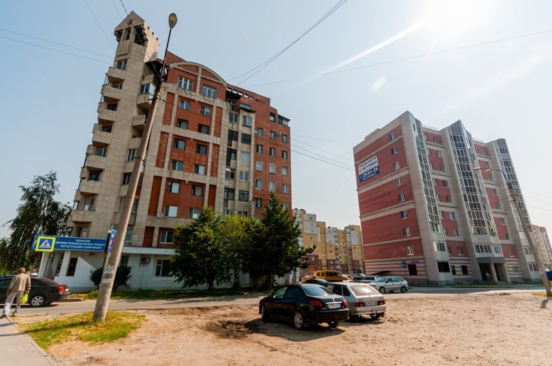 Жилые дома по улице Знаменского