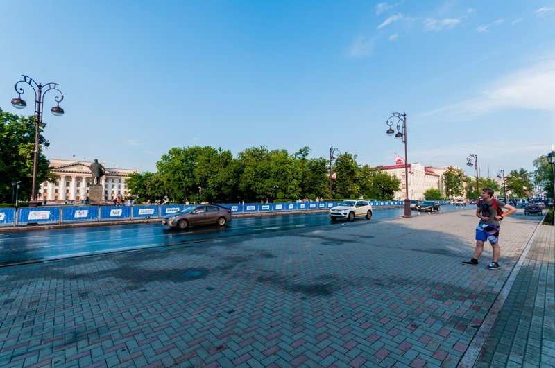 Улица Республики, Центральная площадь