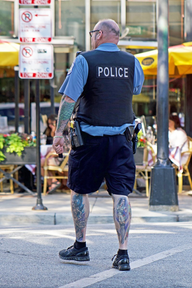 Американские полицейские с татуировками