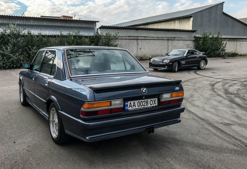 BMW 535i E28 "Акула": таких уже не делают