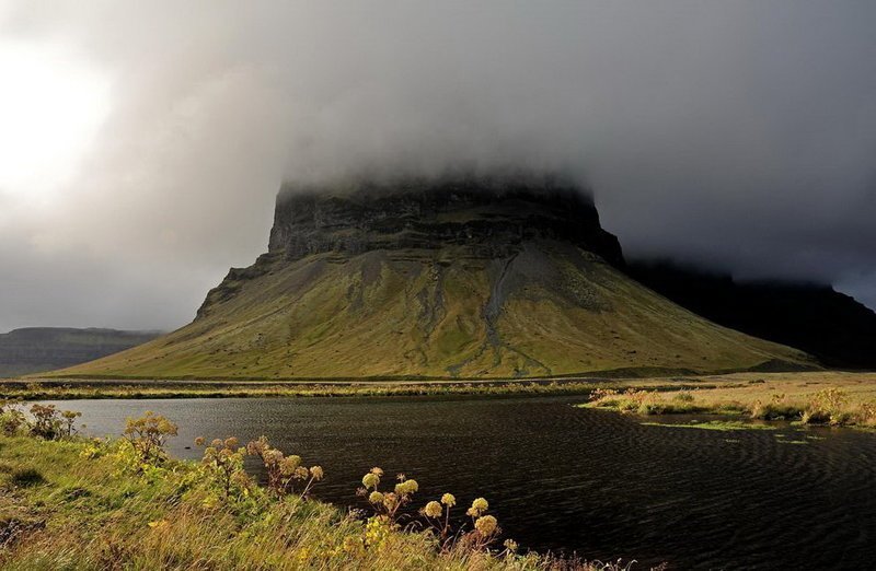 Исландия во всей своей красе и «мощности»