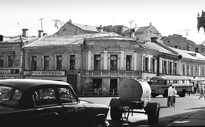 "Улица Маросейка и Старосадский переулок" (1950-е)