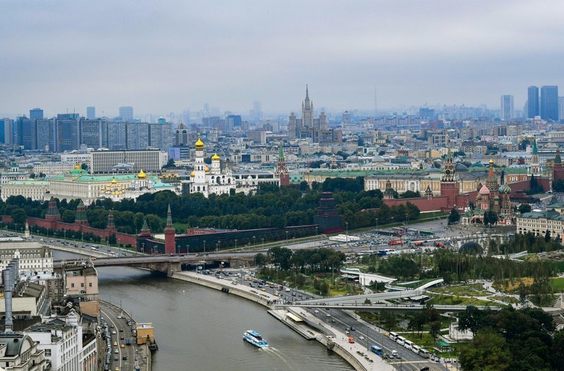 Власти Москвы разорвали контракты на 50 миллиардов долларов