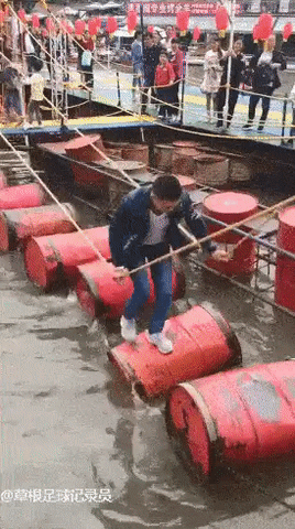 Препятствия все преодолевают по-разному