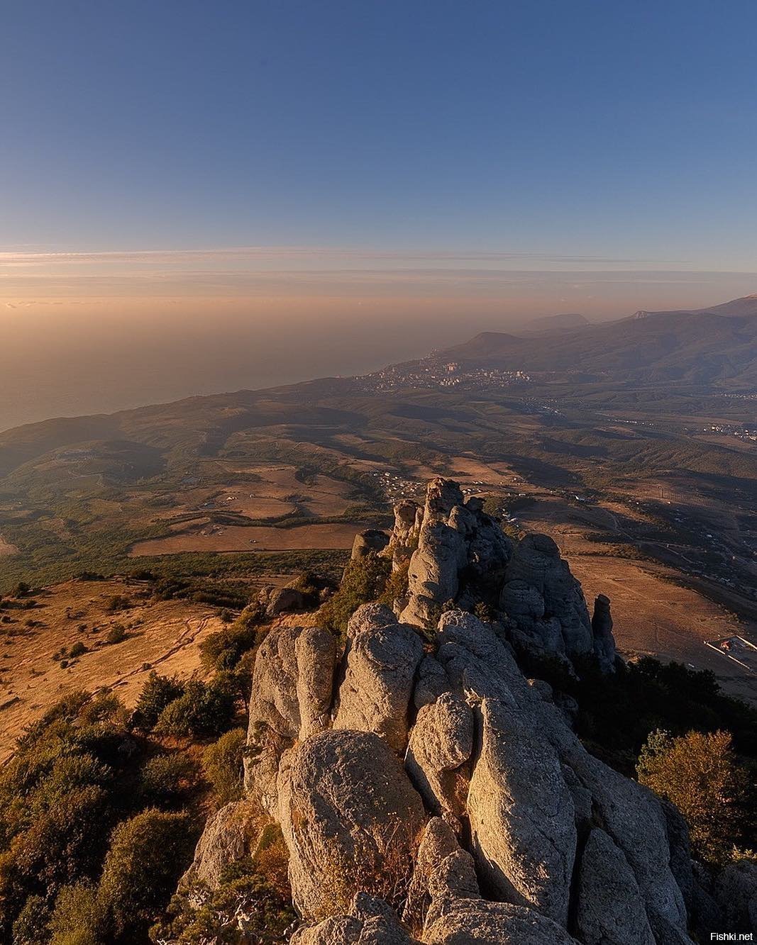 В крыму разместят. Планета Крым.