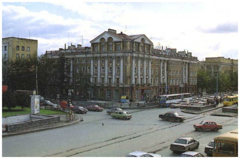 Жилые дома по улице Ленина