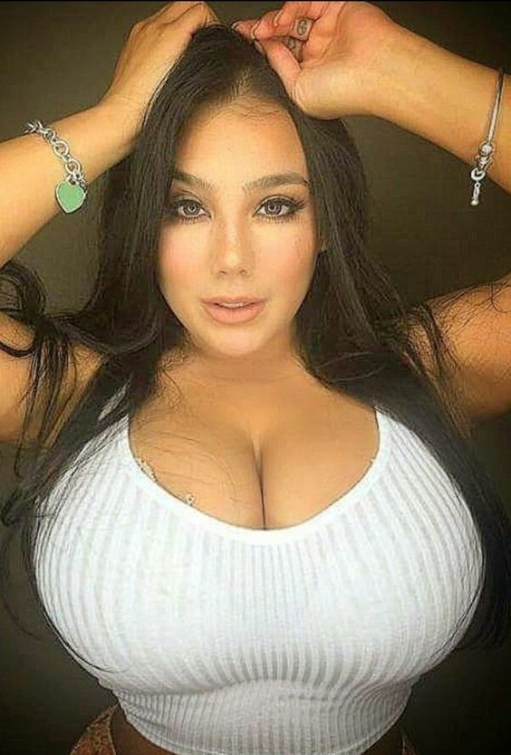 Big Tit Latina Facial
