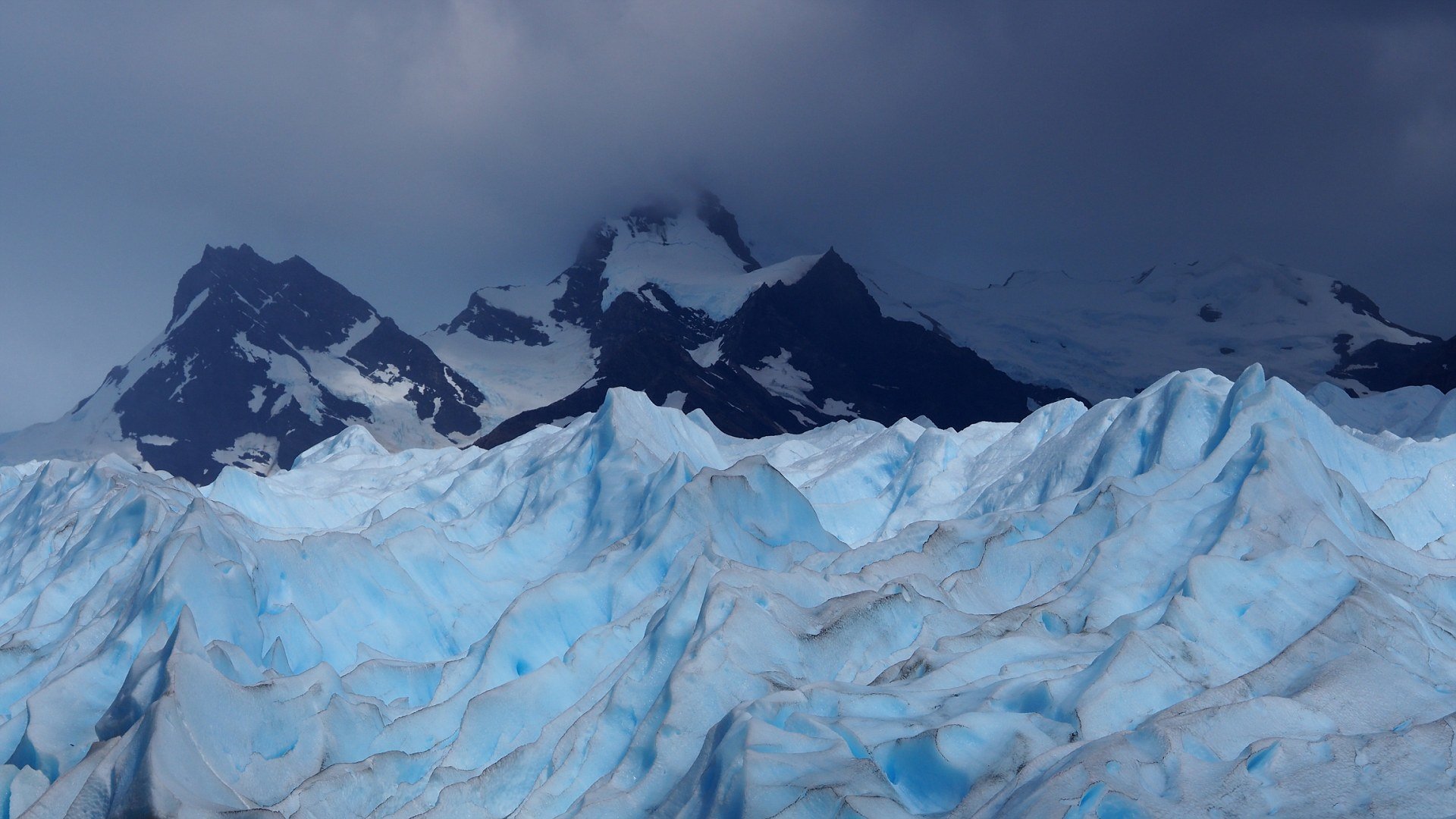 Ледник в национальном парке Лос-Гласьярес, Аргентина