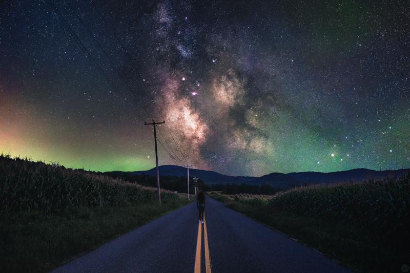Звездное небо дорога. Звездное небо. Ночное небо и дорога. Ночное небо Млечный путь. Ночное небо с земли.