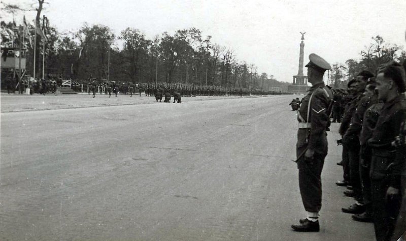 7 сентября 1945 года в Берлине состоялся парад союзнических войск антигитлеровской коалиции