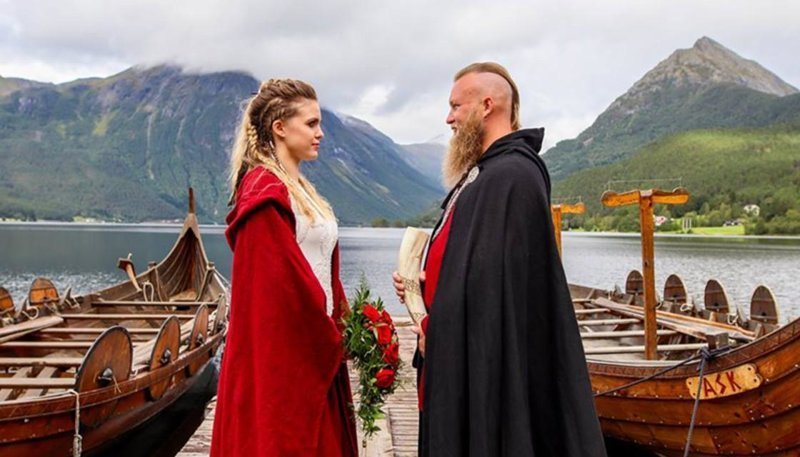 В Норвегии прошла первая за 1000 лет свадьба викингов