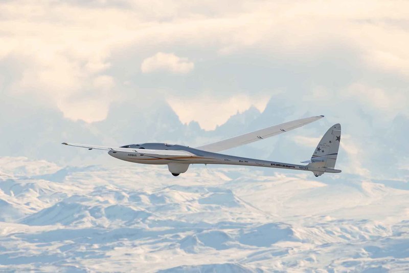 Стратосферный планер Airbus Perlan II снова установил мировой рекорд высоты полета