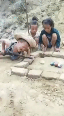 Кто сказал, что для игры в бильярд нужен стол