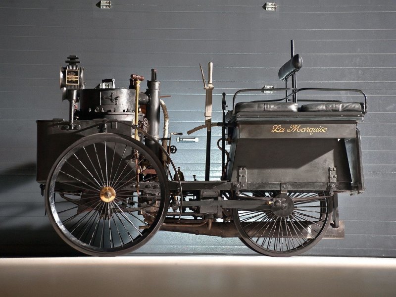 Один из самых старых автомобилей: De Dion-Bouton Trepardoux 1884 года
