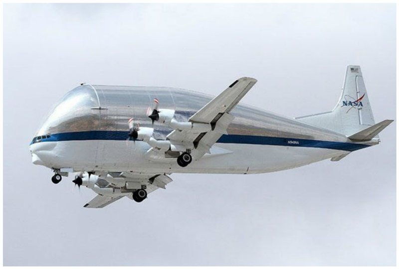Super Guppy — транспортный самолет для перевозки негабаритных грузов, воздушный кит компании Aero Spacelines