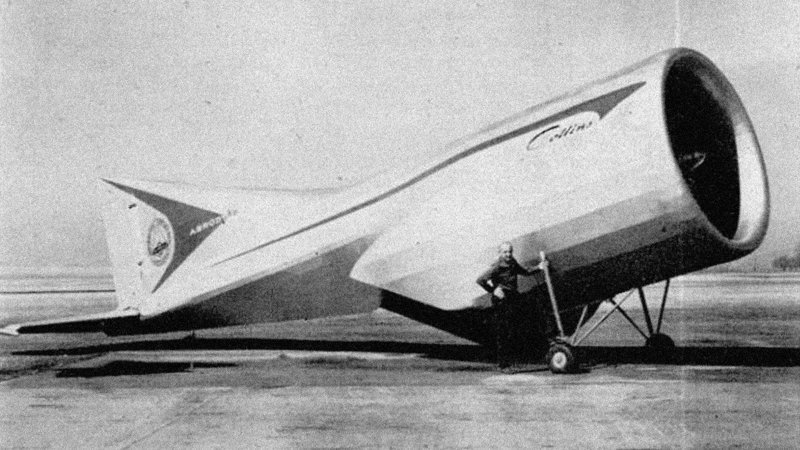 Первый полет самолета Stipa, оборудованного двигателем DeHavilland Gipsy III мощностью 120 л.с., состоялся 7 октября 1932 года