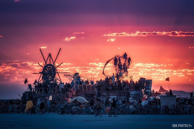 Потрясающие виды Burning Man 2018 в объективе французского фотографа