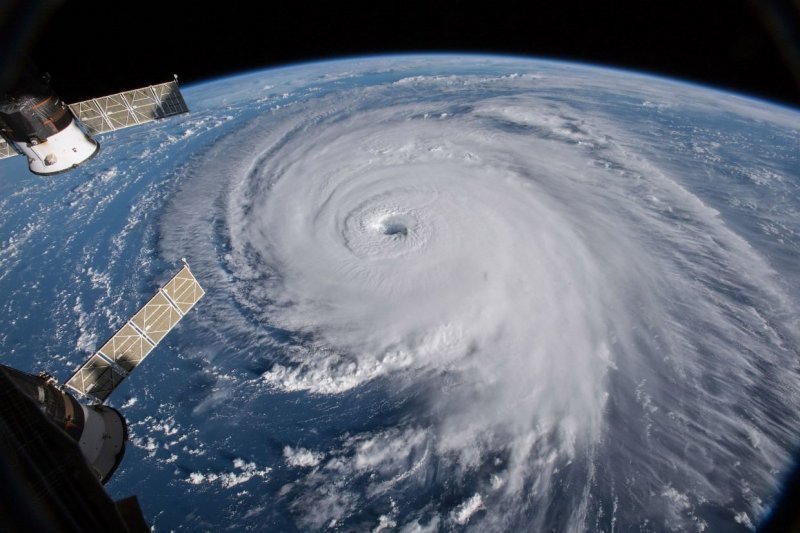 Предупреждение об урагане «Флоренс» действует в районах, где проживает уже более 10 миллионов человек.