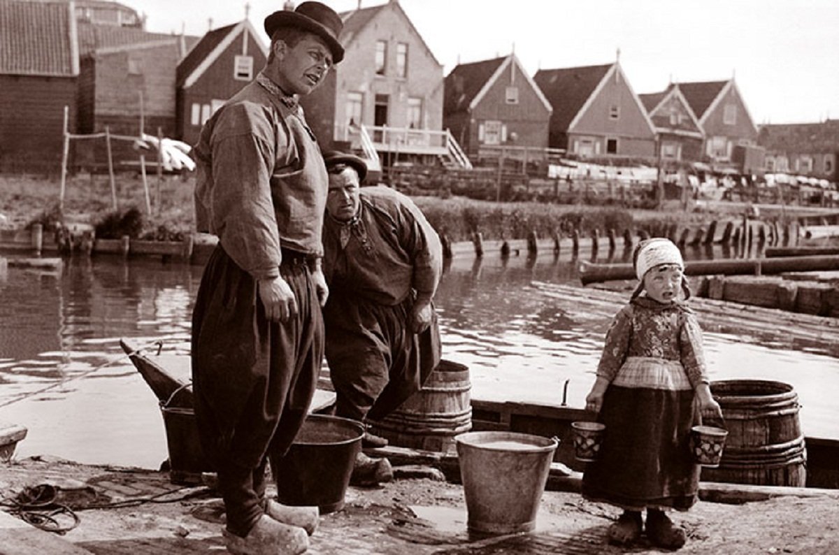 Старые европейцы. Крестьяне в Германии 20 век. Старые голландцы. Голландские рыбаки 20 век. Нидерланды в начале 20 века.