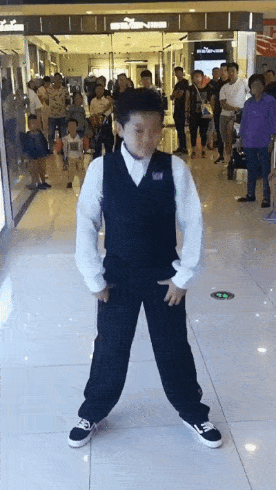 Король школьных дискотек