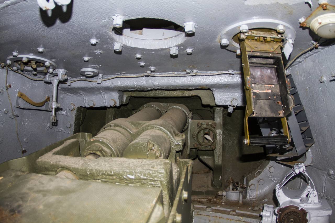 ИС-2 внутри танка