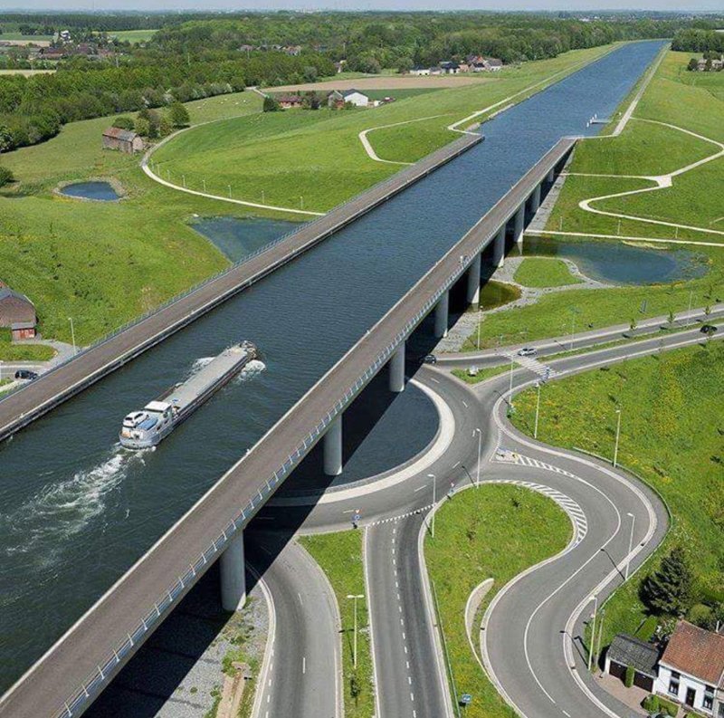 Центральный канал в Бельгии