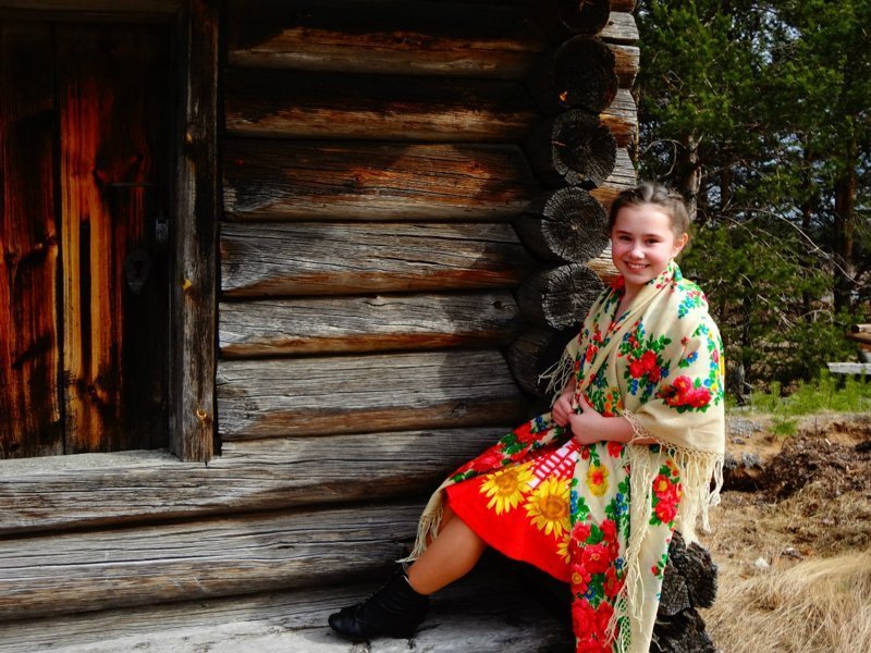 Наш ответ заморскому Vogue: северяне нарядились в народные костюмы и устроили фотосессию