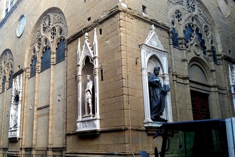 Орсанмикеле - готическая чумная церковь Флоренции