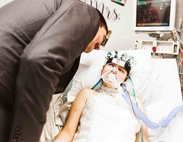 19-летняя невеста вышла замуж за любимого за три дня до смерти