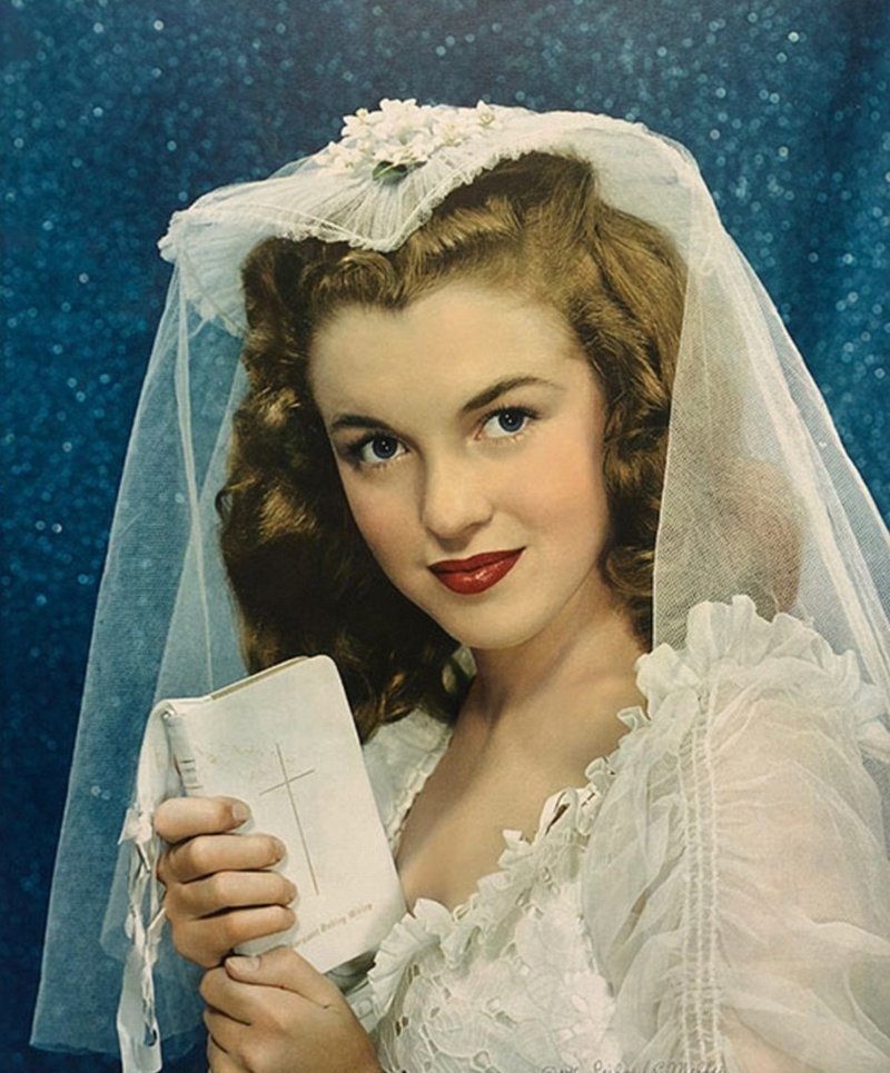 Фотограф Ричард К. Миллер познакомился с Нормой Джин Догерти весной 1946 года