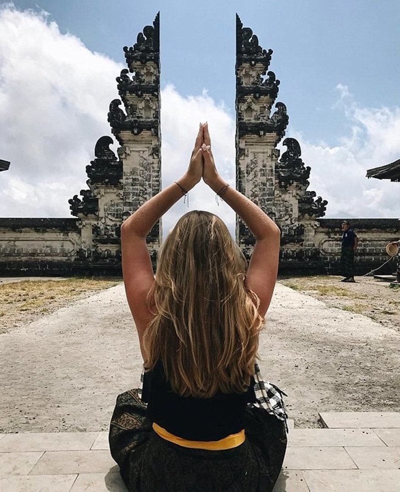 "Храмы должны быть сохранены, поскольку являются душой культуры и традиций Бали", - уверен Эйс