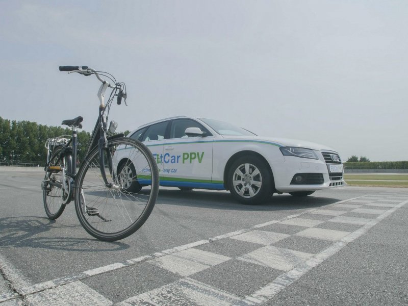 Система запатентована на международном уровне и ожидает одобрения использования дорог в Нидерландах и по всей Европе.