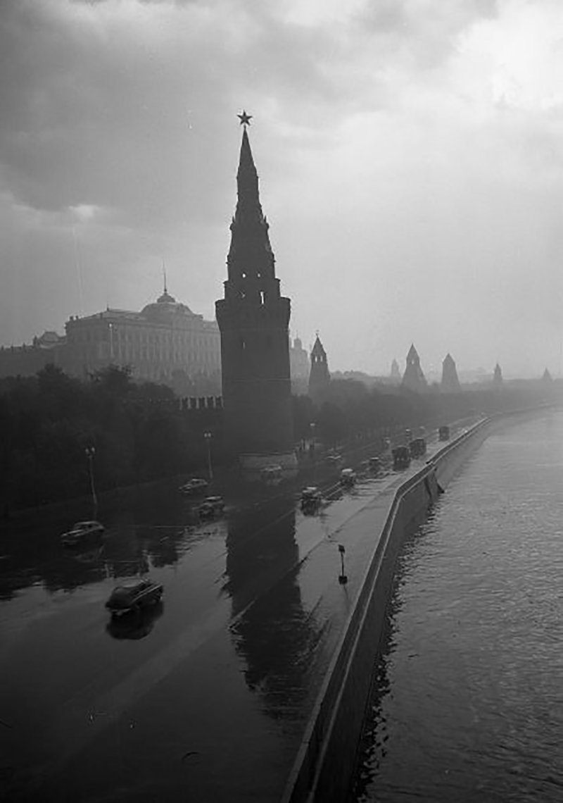 Вид на Московский Кремль с Большого Каменного моста. Иван Шагин, 1947–1957 год