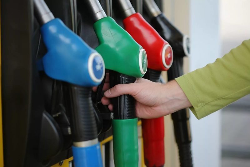 Какова реальная себестоимость 1 литра бензина?